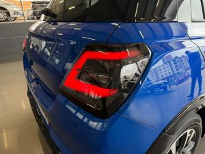 Suzuki Swift 1.2 GLX auto - Image 14