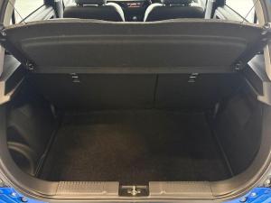Suzuki Swift 1.2 GLX auto - Image 29