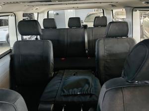 Volkswagen Transporter 2.0BiTDI Kombi SWB Trendline Plus 4Motion - Image 8