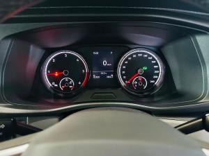 Volkswagen Transporter 2.0BiTDI Kombi SWB Trendline Plus 4Motion - Image 9