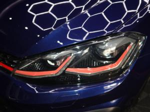 Volkswagen Golf GTI - Image 6