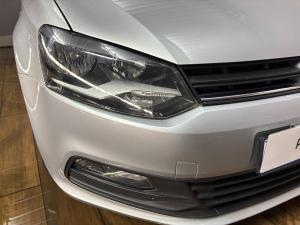 Volkswagen Polo Vivo hatch 1.6 Comfortline auto - Image 9