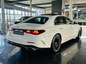 Mercedes-Benz E-Class E220d Avantgarde - Image 2