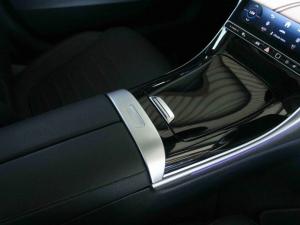 Mercedes-Benz C-Class C220d Avantgarde - Image 12