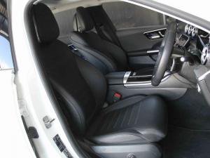 Mercedes-Benz C-Class C220d Avantgarde - Image 15