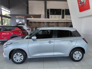 Suzuki Swift 1.2 GL - Image 10