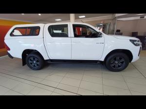 Toyota Hilux 2.4GD-6 double cab 4x4 Raider auto - Image 3