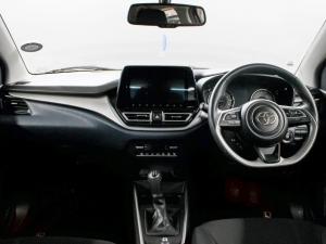 Toyota Starlet 1.5 XR manual - Image 6