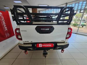 Toyota Hilux 2.8GD-6 Xtra cab 4x4 Legend manual - Image 5
