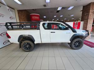 Toyota Hilux 2.8GD-6 Xtra cab 4x4 Legend manual - Image 3