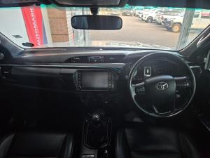 Toyota Hilux 2.8GD-6 Xtra cab 4x4 Legend 50 - Image 6