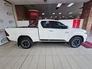 Toyota Hilux 2.8GD-6 Xtra cab 4x4 Legend 50 - Image 3