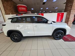 Toyota Urban Cruiser 1.5 XR manual - Image 3