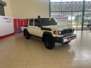 Toyota Land Cruiser 79 4.5D-4D V8 double cab LX - Image 1