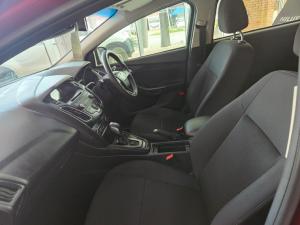 Ford Focus hatch 1.0T Trend auto - Image 7