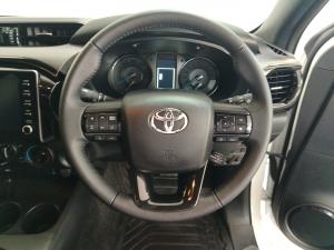Toyota Hilux 2.8GD-6 Xtra cab Legend 55 - Image 8
