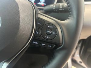 Toyota Corolla Cross 1.8 HEV XR - Image 10