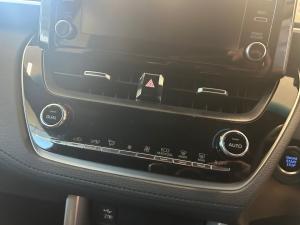 Toyota Corolla Cross 1.8 XS - Image 13