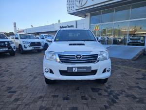 Toyota Hilux 3.0D-4D double cab 4x4 Raider Dakar edition - Image 4