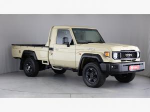Toyota Land Cruiser 79 2.8GD-6 single cab auto - Image 1
