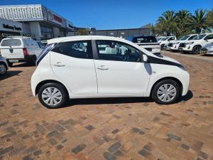 Toyota Aygo 1.0 - Image 3