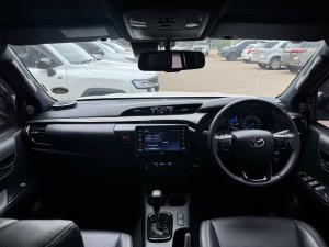 Toyota Hilux 2.8GD-6 double cab 4x4 Legend auto - Image 6
