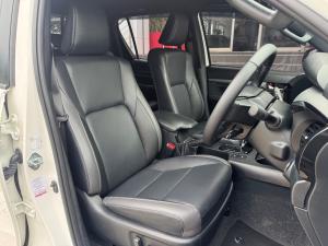 Toyota Hilux 2.8GD-6 double cab 4x4 Legend auto - Image 15