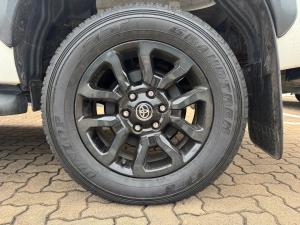 Toyota Hilux 2.8GD-6 double cab 4x4 Legend auto - Image 17