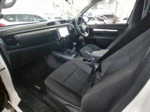 Toyota Hilux 2.4 GD-6 Raider 4X4S/C - Image 7