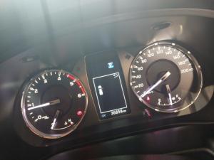 Toyota Hilux 2.4 GD-6 RB Raider automaticD/C - Image 11