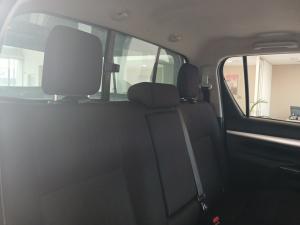 Toyota Hilux 2.4 GD-6 RB Raider automaticD/C - Image 16