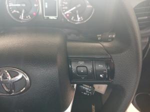 Toyota Hilux 2.4 GD-6 RB Raider automaticD/C - Image 10