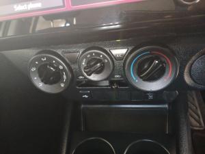 Toyota Hilux 2.4 GD-6 RB Raider automaticD/C - Image 14