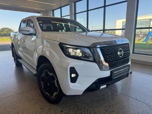 Nissan Navara 2.5DDTI LE/LE Plus automatic D/C - Image 1