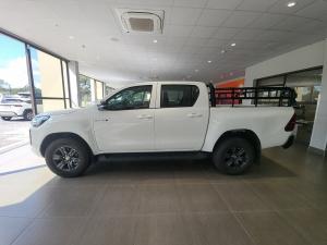 Toyota Hilux 2.4 GD-6 Raider 4X4D/C - Image 15