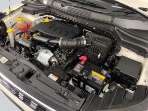 Mahindra XUV300 1.2T - Image 20