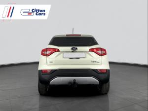 Mahindra XUV300 1.2T - Image 7