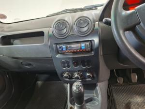 Nissan NP200 1.6i - Image 8