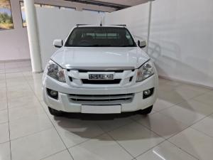 Isuzu KB 250D-Teq Extended cab LE - Image 4