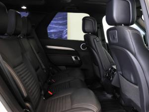 Land Rover Discovery P360 R-Dynamic SE - Image 3