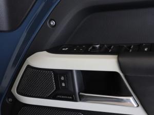 Land Rover Defender 110 D300 X-Dynamic SE - Image 27