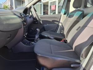 Nissan NP200 1.6i safety pack (aircon) - Image 11