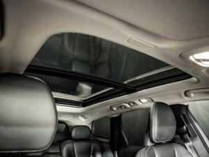 Volvo XC60 T8 Plug-In Hybrid AWD Ultra Dark - Image 19