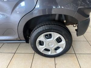 Suzuki S-Presso 1.0 GL manual - Image 10