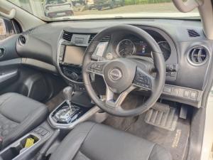 Nissan Navara 2.5DDTi double cab Stealth 4x4 - Image 6