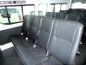 Toyota Hiace 2.5D-4D Ses-fikile 16-seater - Image 8
