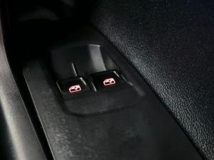 Volkswagen Polo hatch 1.0TSI Trendline - Image 16