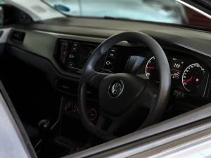 Volkswagen Polo hatch 1.0TSI Trendline - Image 4