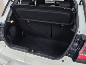 Suzuki Swift 1.2 GL - Image 15