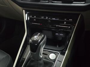 Volkswagen Polo sedan 1.0TSI Style - Image 7